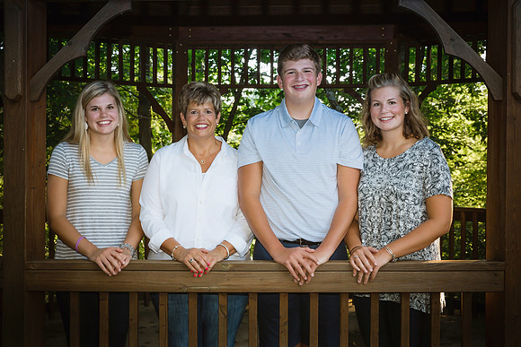 FamilyGazebo2ab