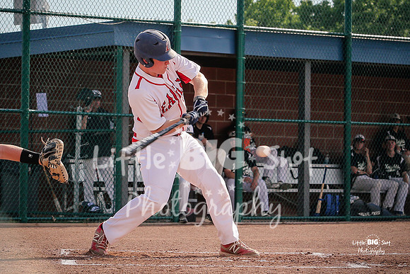 33-Batting-Ball