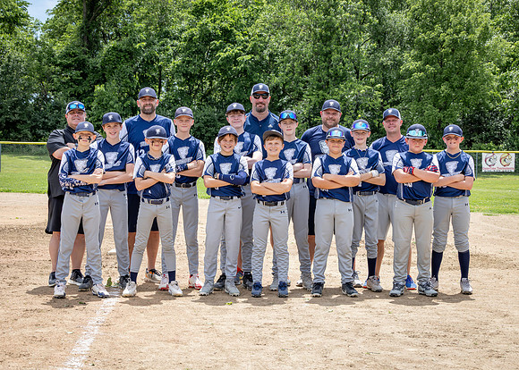 Coaches-CrossedArms-5x7a-z