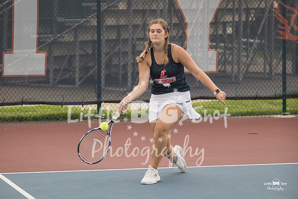 LHS-Senior4-02