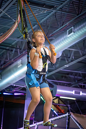 Dakota-Zipline-03-z