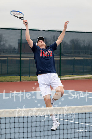 LHS-Senior3-08