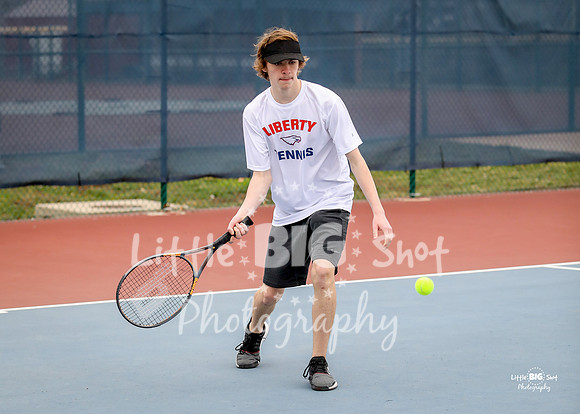 LHS-Senior7-04a