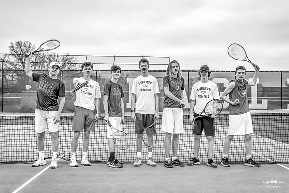 LHS-Seniors-003bwLbs
