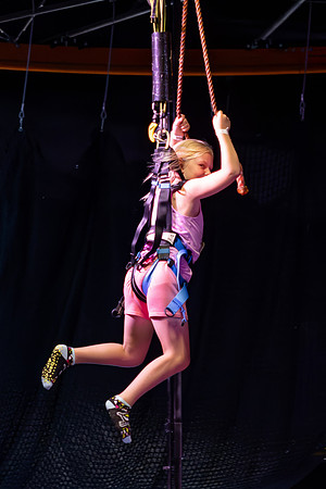 Ellie-Zipline-05-z