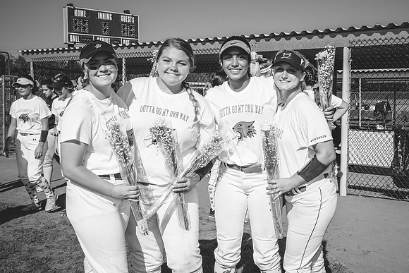 4of5-SeniorsBW
