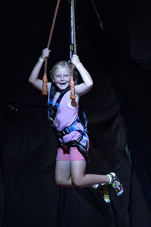 Ellie-Zipline-01-z