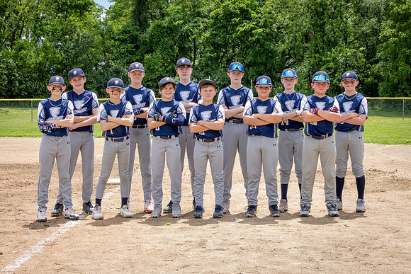 Team-CrossedArms-4x6-z