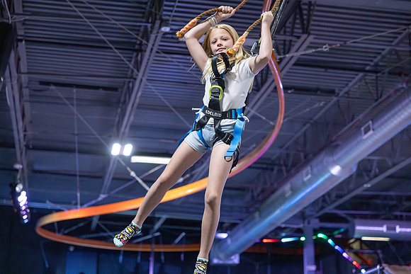 Addy-Zipline-01-z